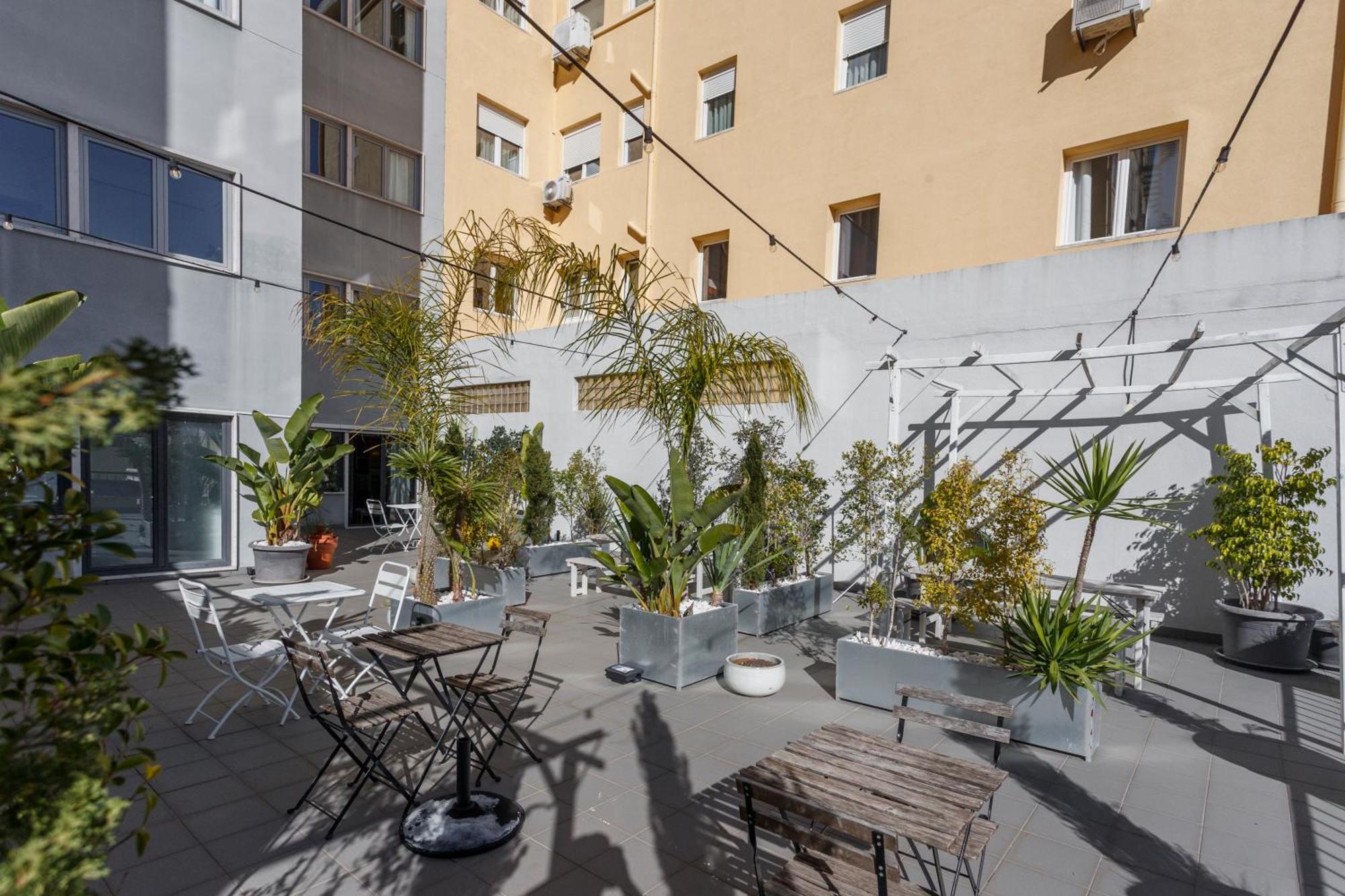 Cosmopolitan Comfort In Lisbon 4A- By Misha'S Place Εξωτερικό φωτογραφία