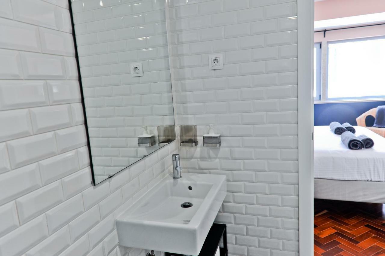 Cosmopolitan Comfort In Lisbon 4A- By Misha'S Place Εξωτερικό φωτογραφία